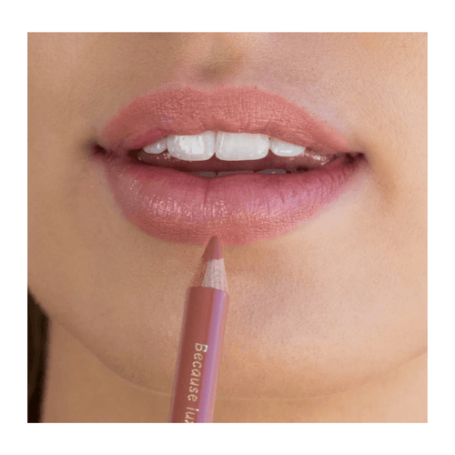 Eco by Sonya tužka na rty Perfect Nude swatch na rtech