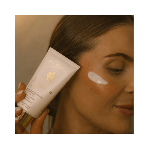 Eco by Sonya Glory Veil Face opalovací krém SPF50, přírodní ochrana pro citlivou pleť, 75 ml.
