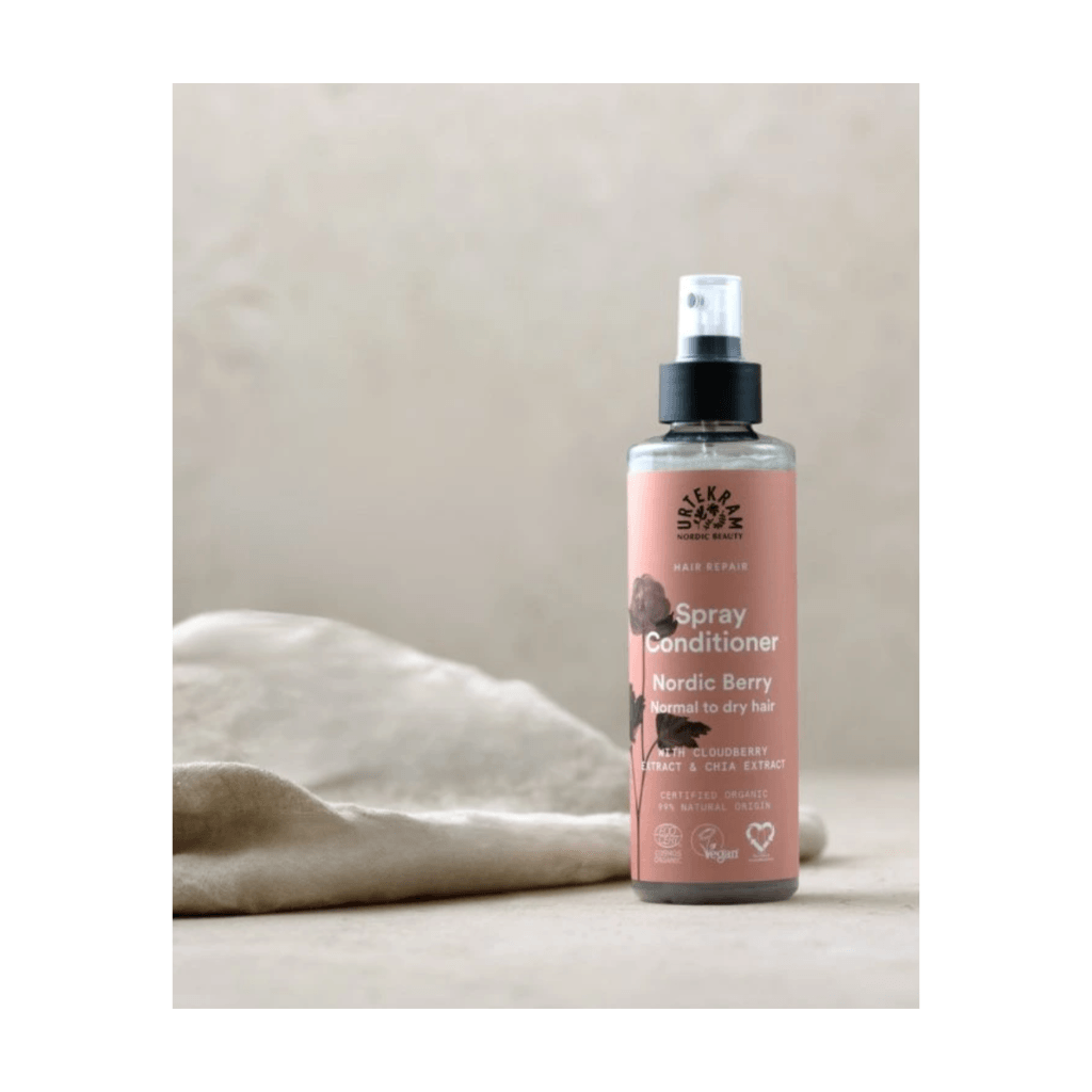 Urtekram Kondicionér ve spreji Nordic Berry - poškozené vlasy BIO 250 ml