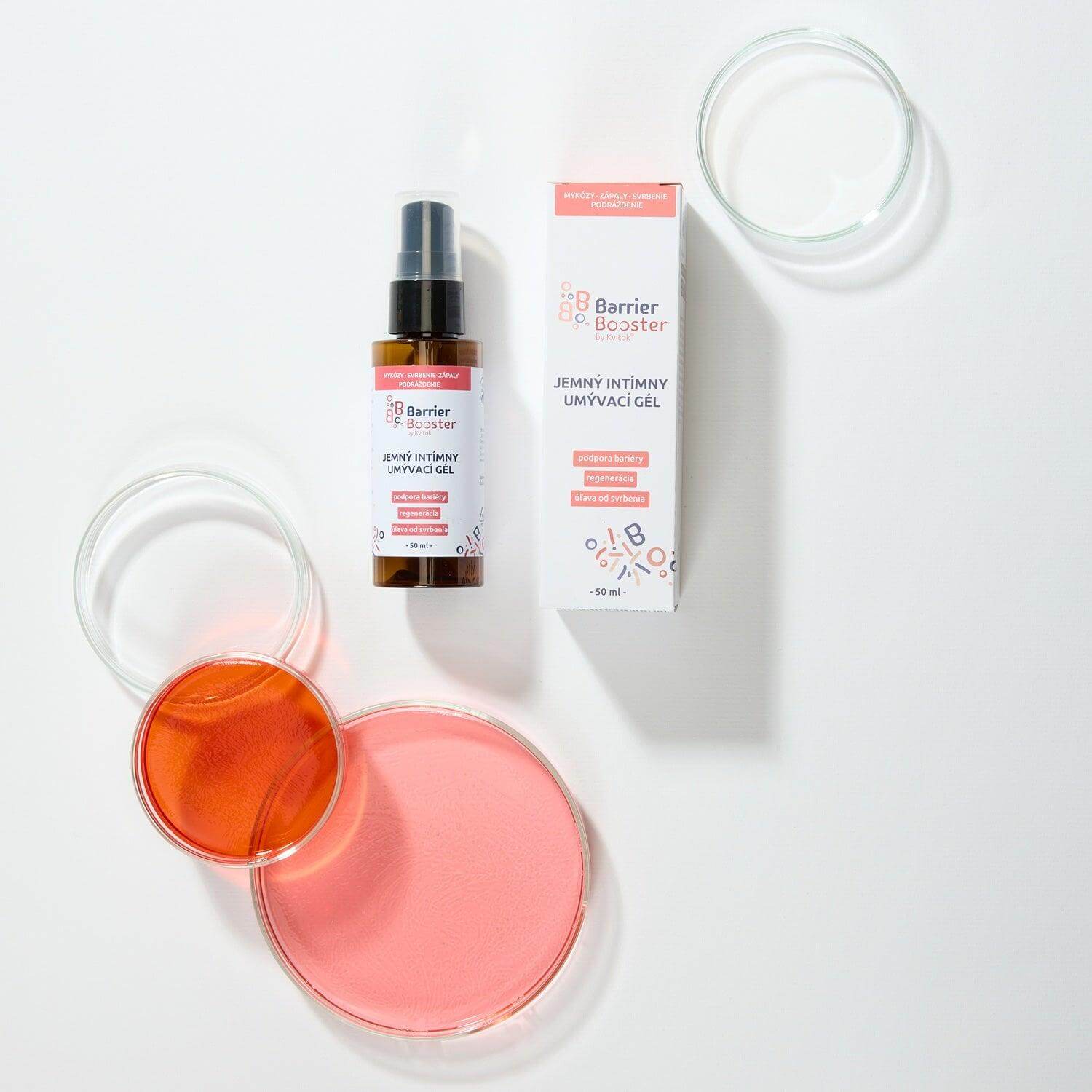 Kvitok BB Barrier Booster Jemný intimní umývací gel 50 ml, přírodní péče pro intimní hygienu v elegantním balení.