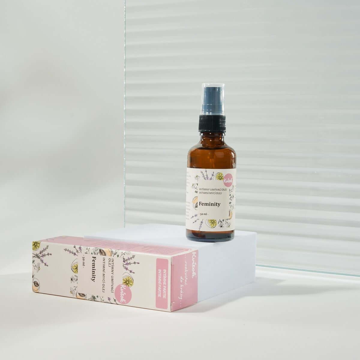 Kvitok Intimní umývací olej Feminity 50 ml s přírodními ingrediencemi pro intimní hygienu a podporu mikrobiomu.