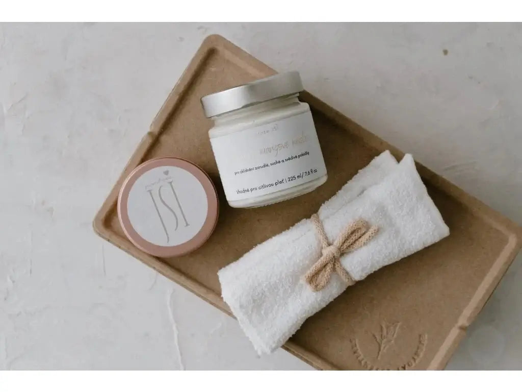 Šlehané mangové máslo v elegantním balení, ideální pro suchou a svědivou pokožku. Vhodné i pro alergiky na ořechy.