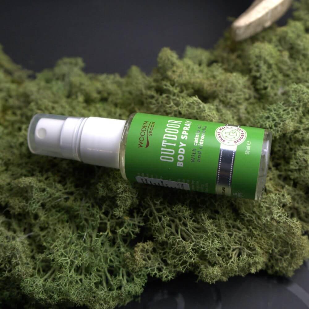 Přírodní repelent Wooden Spoon ve spreji 50 ml na ochranu proti komárům a hmyzu, šetrný k pokožce.